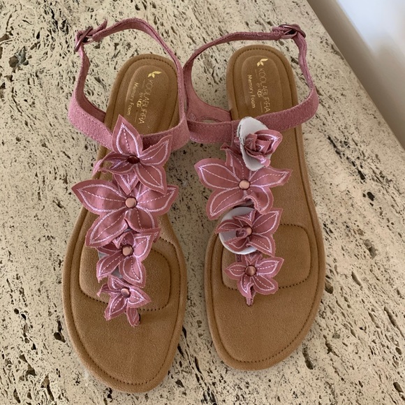 NWOB Koolaburra by UGG Arely Heeled Sandal - Picture 9 of 13